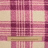 Billy woolen loop for purple and broken white tiles