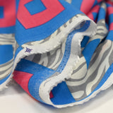 Viscose imprimée tigre et carré bleu et rose