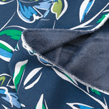 Sweat envers doudou fleurs bleu et vert fond marine