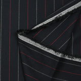 Polyviscose tissée-teinte rayée rouge et gris fond noir