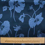 Satin de soie imprimé pavots bleu ardoise fond marine