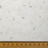 Crêpe georgette floqué paillettes argentées fond blanc