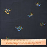 Viscose imprimée oiseaux de paradis fond bleu nuit