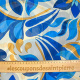 Muselina arrugada estampada llama y flor azul