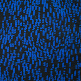 Maille crêpe imprimée peinture bleu fond noir