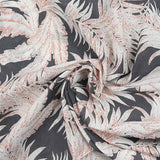 Voile de viscose imprimé feuillage blanc et rouge fond gris