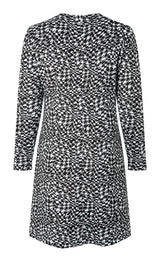 Burda Boss N ° 5677: Vestido y camiseta