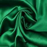 Satin de soie 100% vert impérial