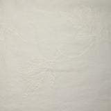 Crepe de viscosa Lily bordado follaje blanco roto