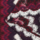 Maille crochet chevrons framboise, bordeaux violet et blanc