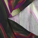 Twill de viscose imprimé ondes de feuilles vert et violet