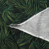 Twill de viscose imprimé nature abstraite vert fond noir