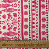 Viscosa estampada Oaxaca bordado fucsia fondo blanquecino