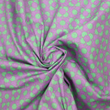 Popeline enduite imprimée champs de fleurs vert fond violet
