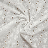 Broderie anglaise Zora blanc cassé