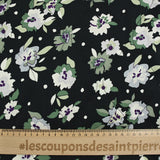 Viscose matelassée fleurs vertes fond bleu nuit envers noir