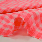 Seersucker Vichy rose fluo et blanc