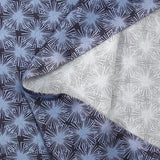 Viscosa estampada con destellos azules sobre fondo azul pizarra