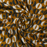 Viscosa estampada retro con fondo caramelo