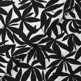 Viscose imprimée feuilles de bambou noir fond blanc