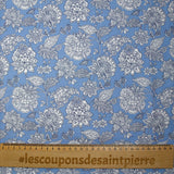 Viscose imprimée fleurs de Jaipur fond bleu ciel
