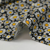 Viscose imprimée petites fleurs des champs fond noir