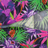 Coton imprimé jungle florale violet fond bleu nuit