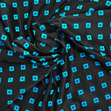 Maille de viscose carré velours turquoise fond noir