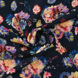 Jersey viscose imprimé un mini air floral fond bleu nuit