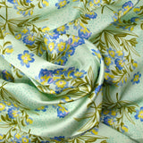 100% Silk Silk Spring Water Fondo verde