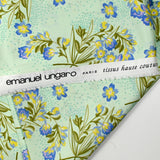 100% Silk Silk Spring Water Fondo verde
