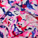 Viscose imprimée murmure rose et marine fond blanc