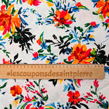 Viscose imprimée bataille de fleurs fond blanc