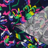 Viscose imprimée ikat coloré fond marine