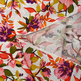 Viscose imprimée éclosion florale fond blanc