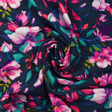 Viscose imprimée éclosion florale fond marine