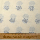 Coton tissé-teint jacquard Flora bleu fond écru