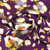 Pintura impresa de crêpe viscosa fondo púrpura