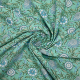 Popeline de coton imprimé digital floral bohème bleu fond vert d'eau