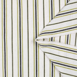 Cotton woven elastane -woven scratch and blue minety background