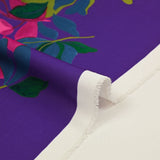 Satin polyester mat imprimé fleurs champêtre rose fond violet