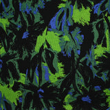 Maille Milano polyviscose nature en folie bleue et noire fond vert