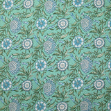 Popeline de coton imprimé digital floral bohème bleu fond vert d'eau