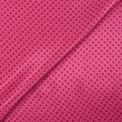 Satin de soie imprimé carrés de fleurs fuchsia