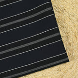 Sergé de laine rayé noir et gris fond marine