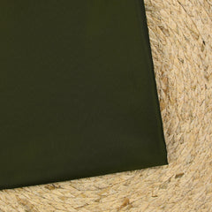 Tissu sergé imperméable brillant vert militaire