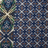 Viscose imprimée mandala botanique magenta fond écru