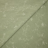 Voile de polyester brodé fleurs et feuillages vert sauge